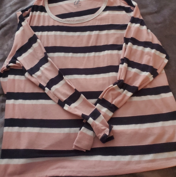 Striped long sleeve shirt - Picture 1 of 3